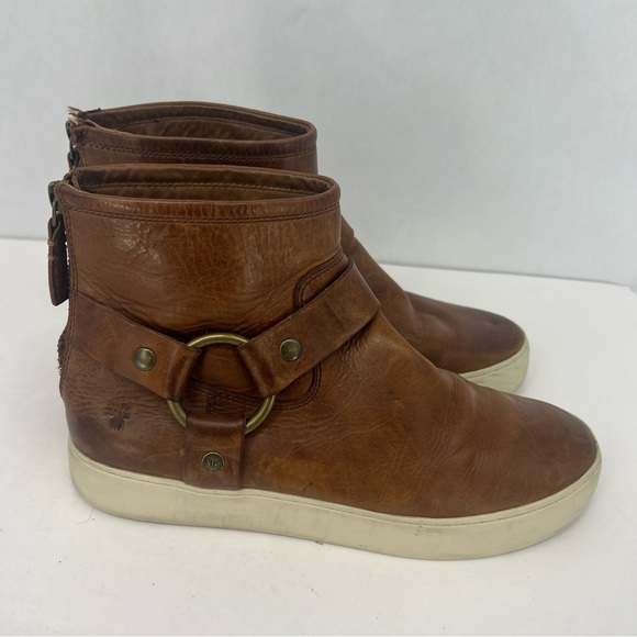 Frye Shoes - Frye Tan Leather booties - please read